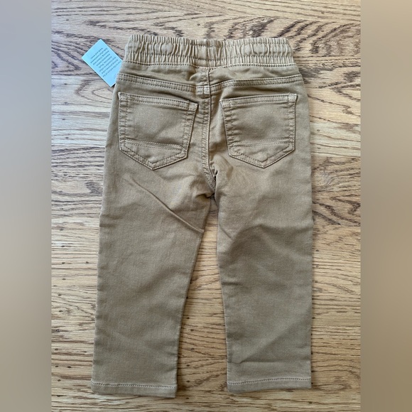 NWT 2 pairs of Cat & Jack Toddler Boy Pants, size 2T - Picture 5 of 5